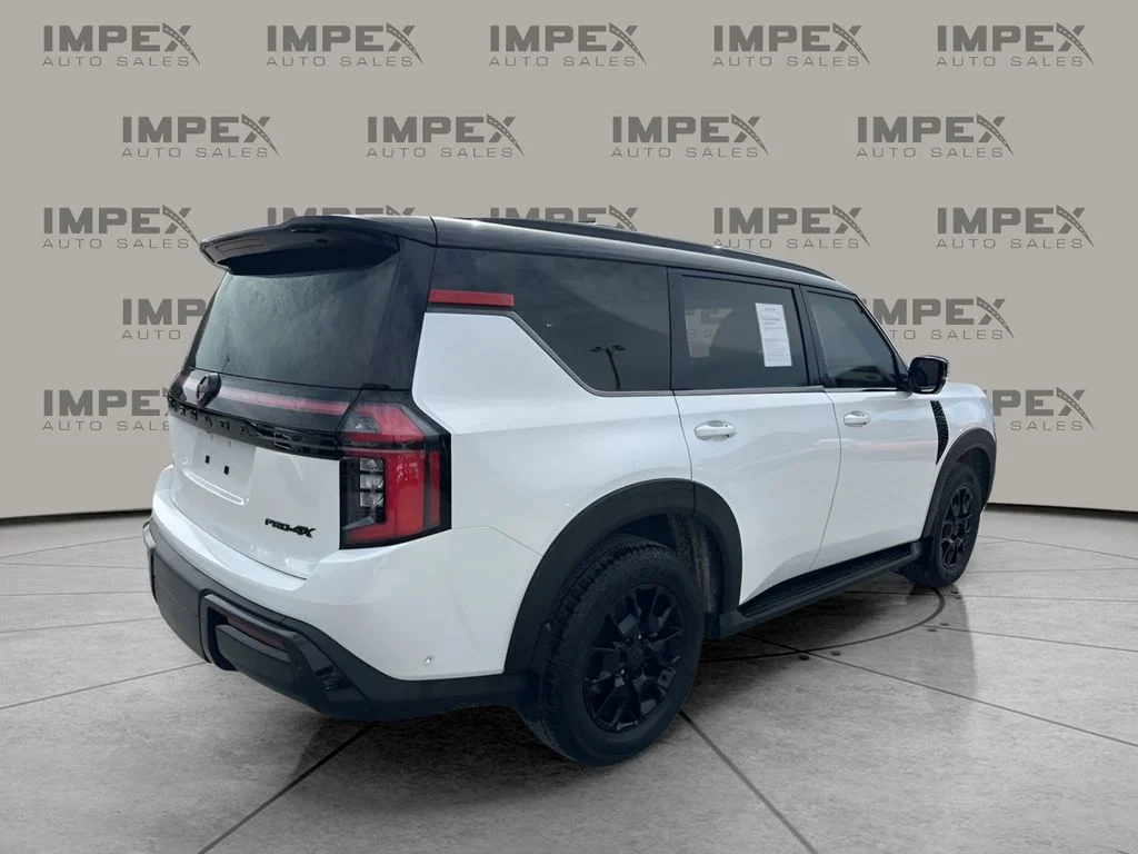 Used 2025 White Nissan PRO-4X image 5