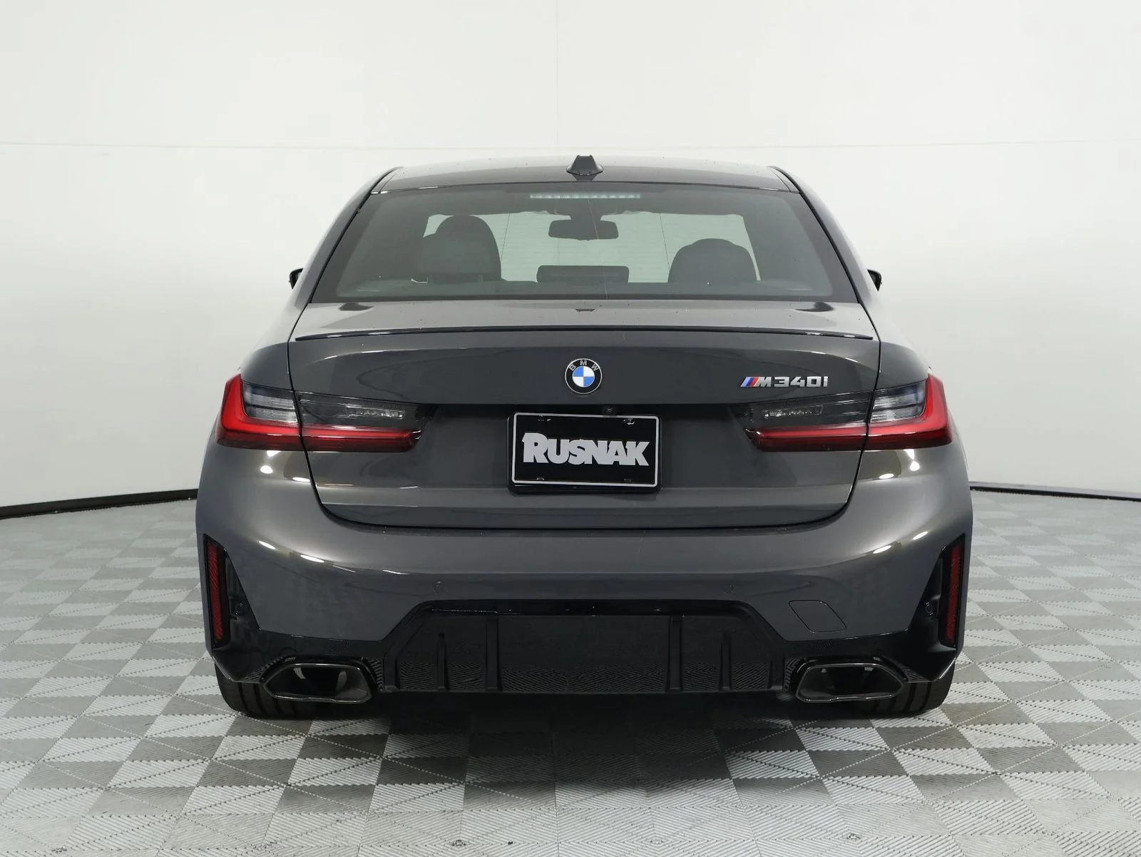 Used 2026 Dravit Grey Metallic BMW M340i image 5