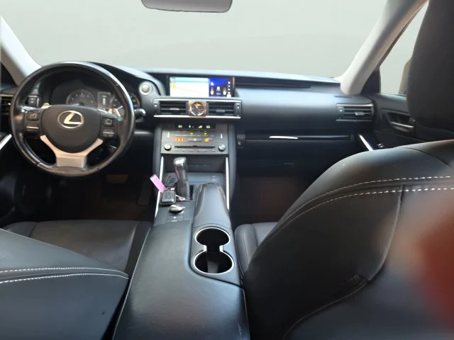Used 2020 Silver Lexus 300 image 23