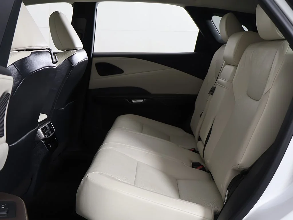 Used 2023 White Lexus 350h Premium image 30