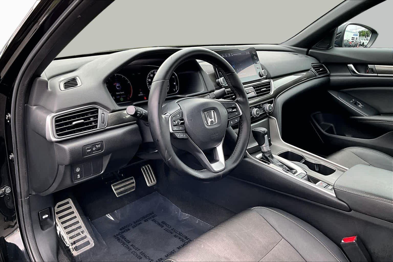 Used 2020 Crystal Black Pearl Honda Sport image 18