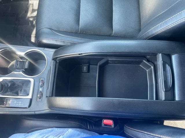 Used 2015 Predawn Gray Mica Toyota Limited Platinum V6 image 26