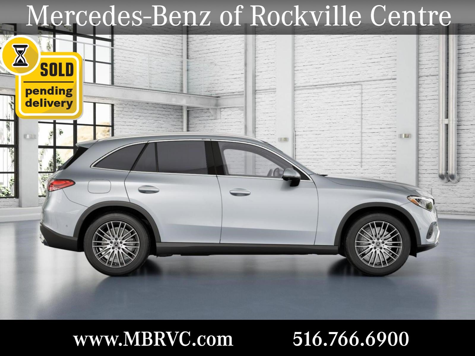 New 2026 Cirrus Silver Metallic Mercedes-Benz GLC 300 image 2