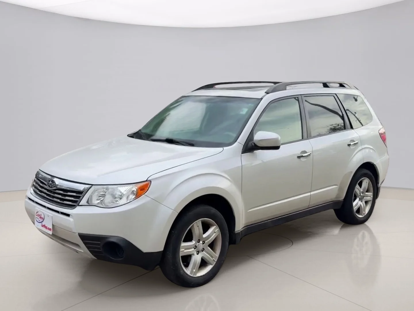 Used 2010 White Subaru 2.5X PREM image 1