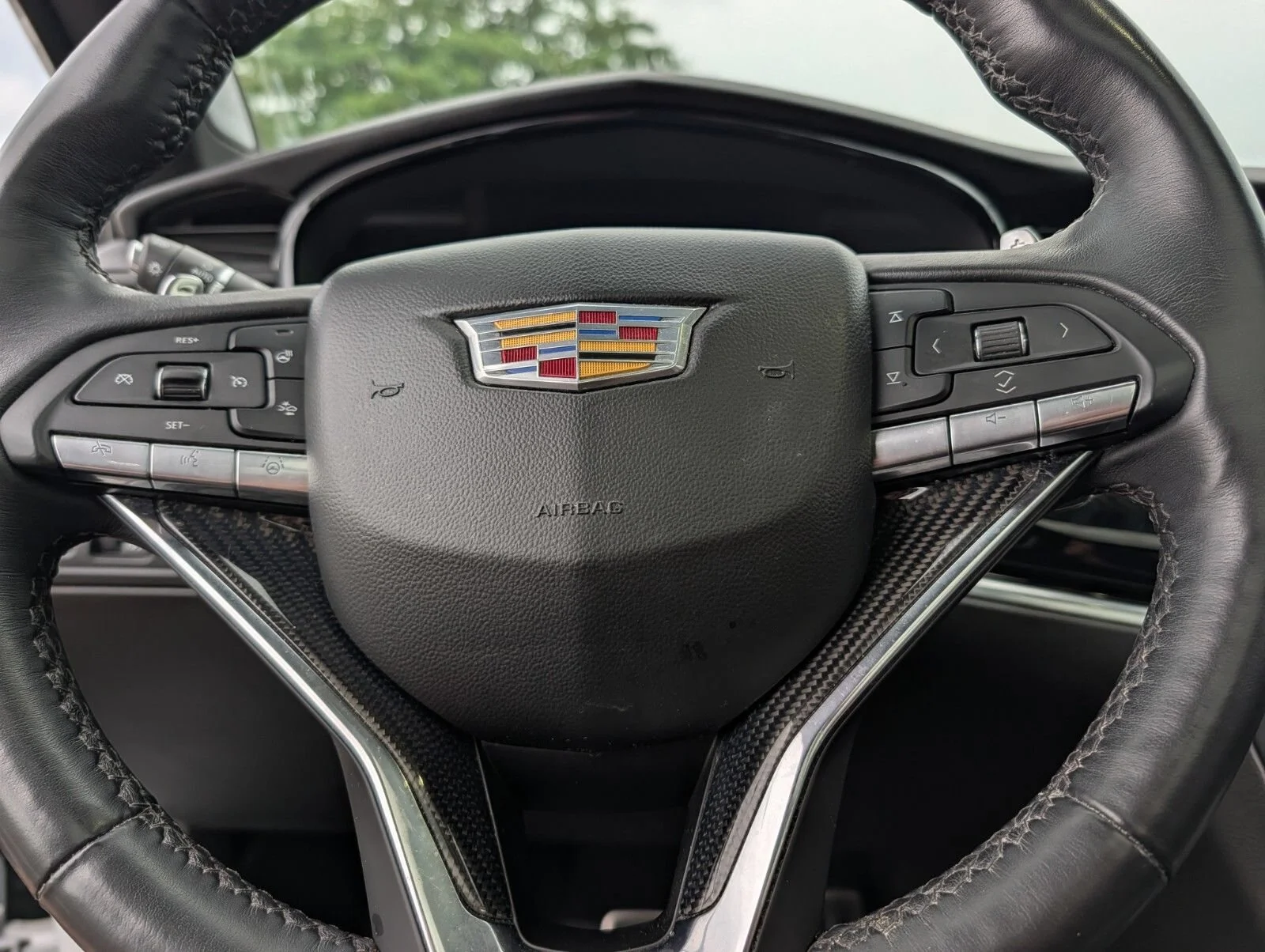 2024 Cadillac XT6 Sport - Photo 37