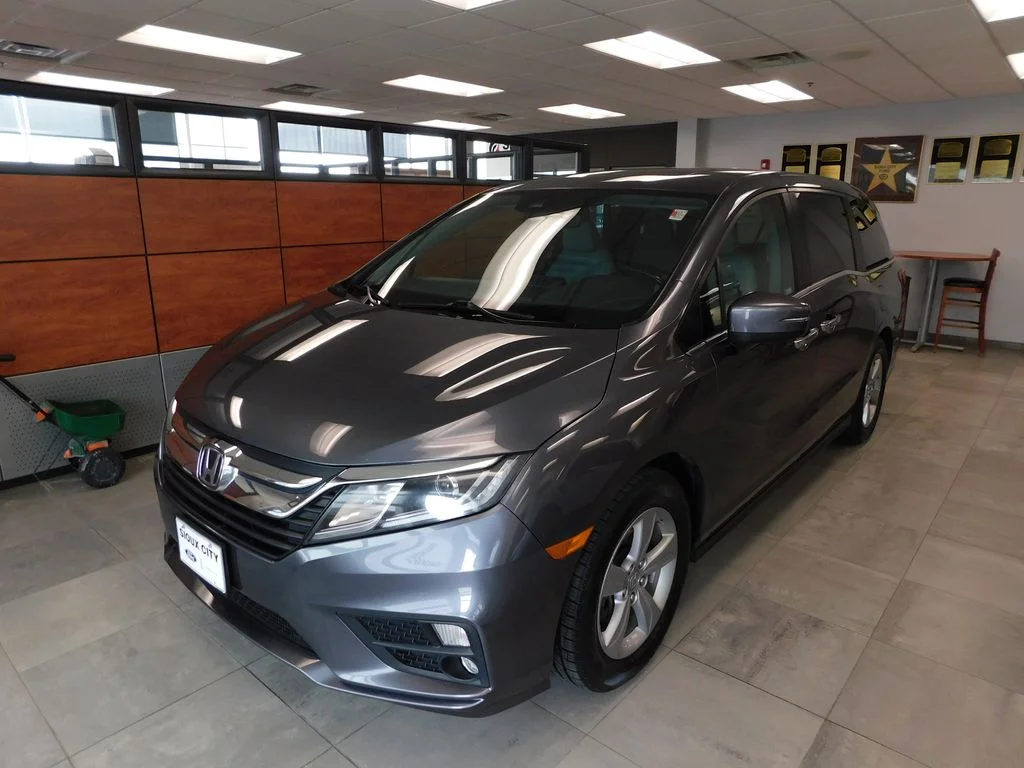 2019 Honda Odyssey EX-L with RES & Navigation's photo