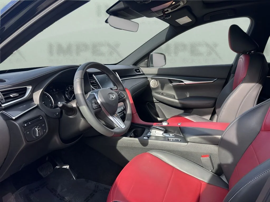 Used 2025 Black INFINITI SPORT image 9