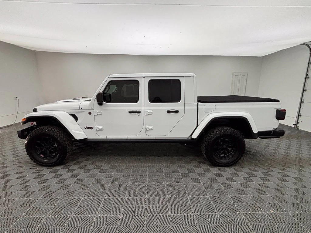 Used 2020 White Jeep Rubicon image 11