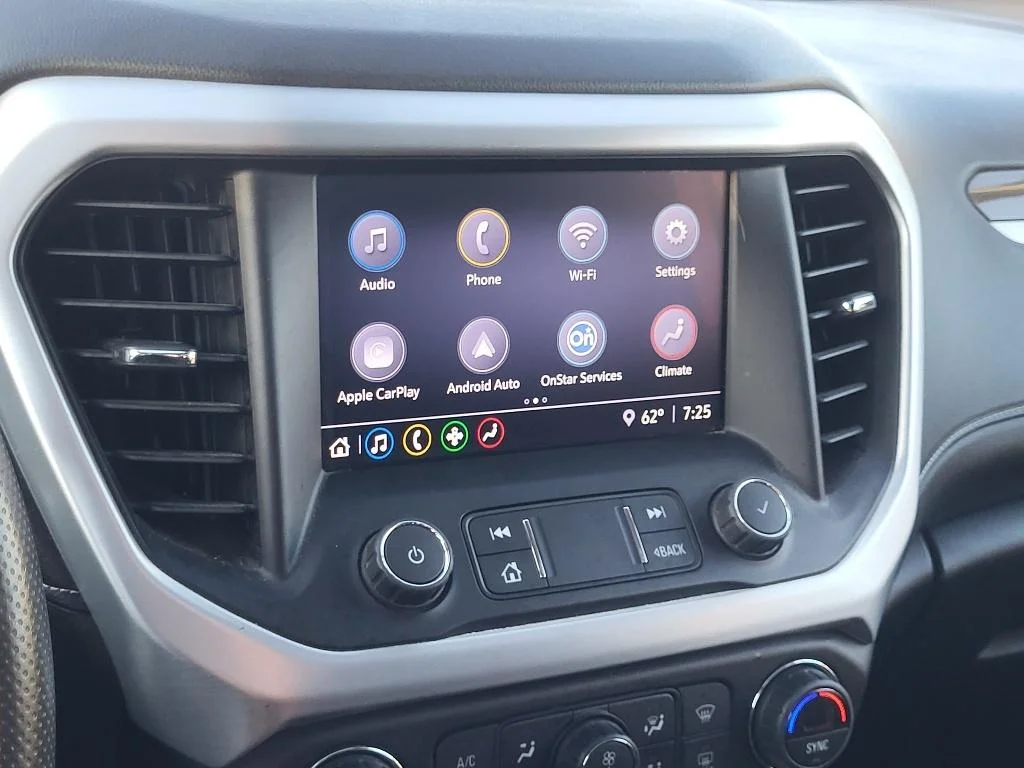 Used 2021 Midnight Blue Metallic GMC SLE image 15