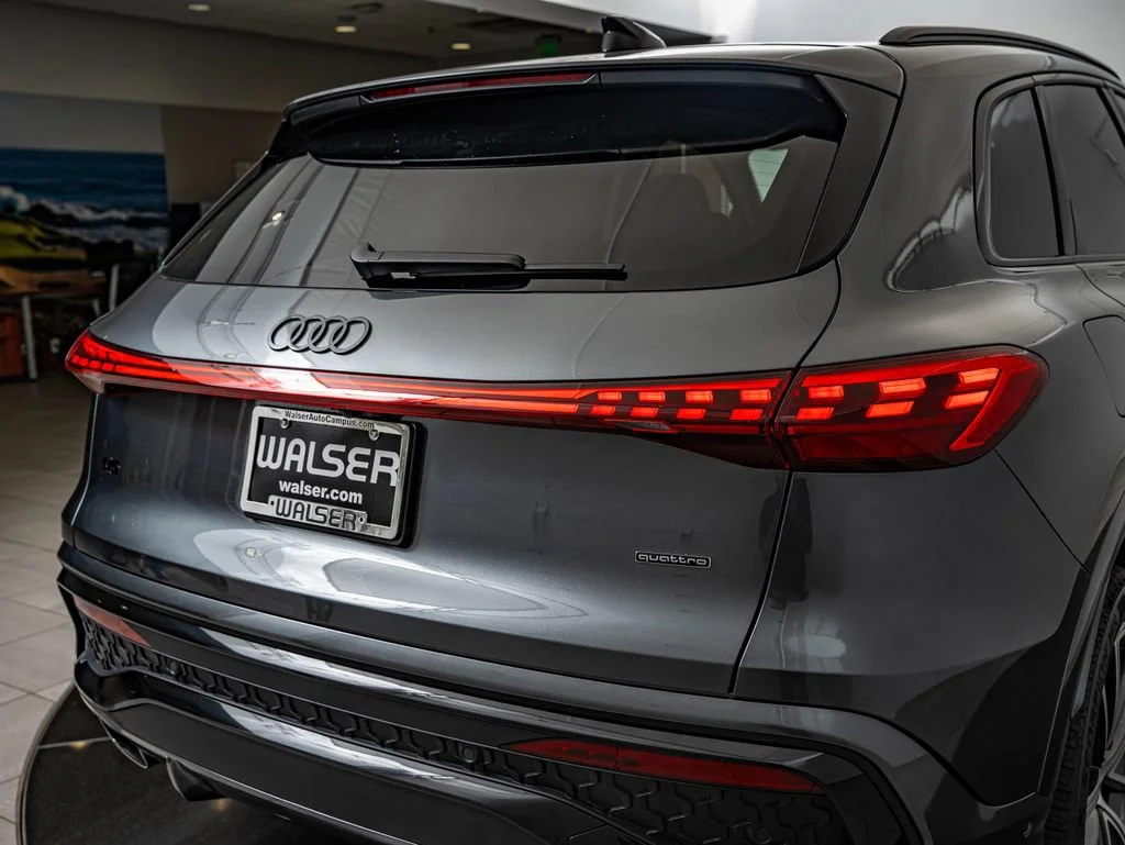 New 2026 Daytona Gray Metallic Audi 2.0T Premium Plus image 15