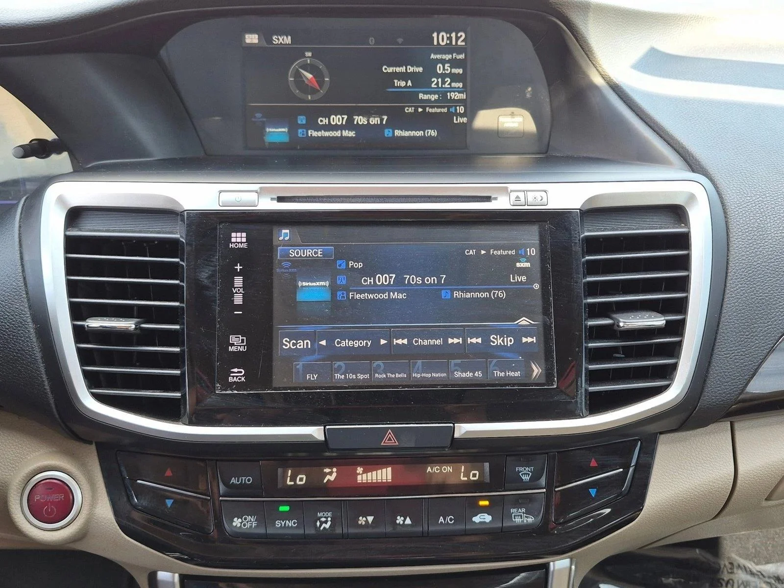 Used 2017 Silver/Gray Honda EX-L image 12
