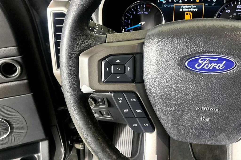 Certified Used 2018 Magnetic Ford XLT image 14
