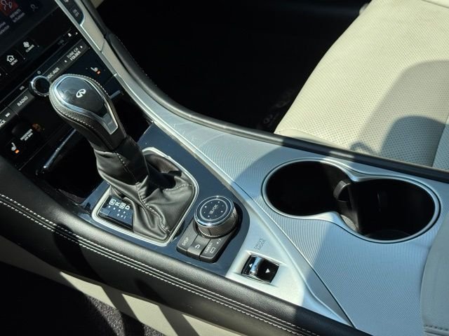 Used 2022 Grand Blue INFINITI LUXE image 37