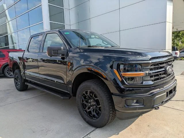 New 2026 Agate Black Metallic Ford XLT image 35