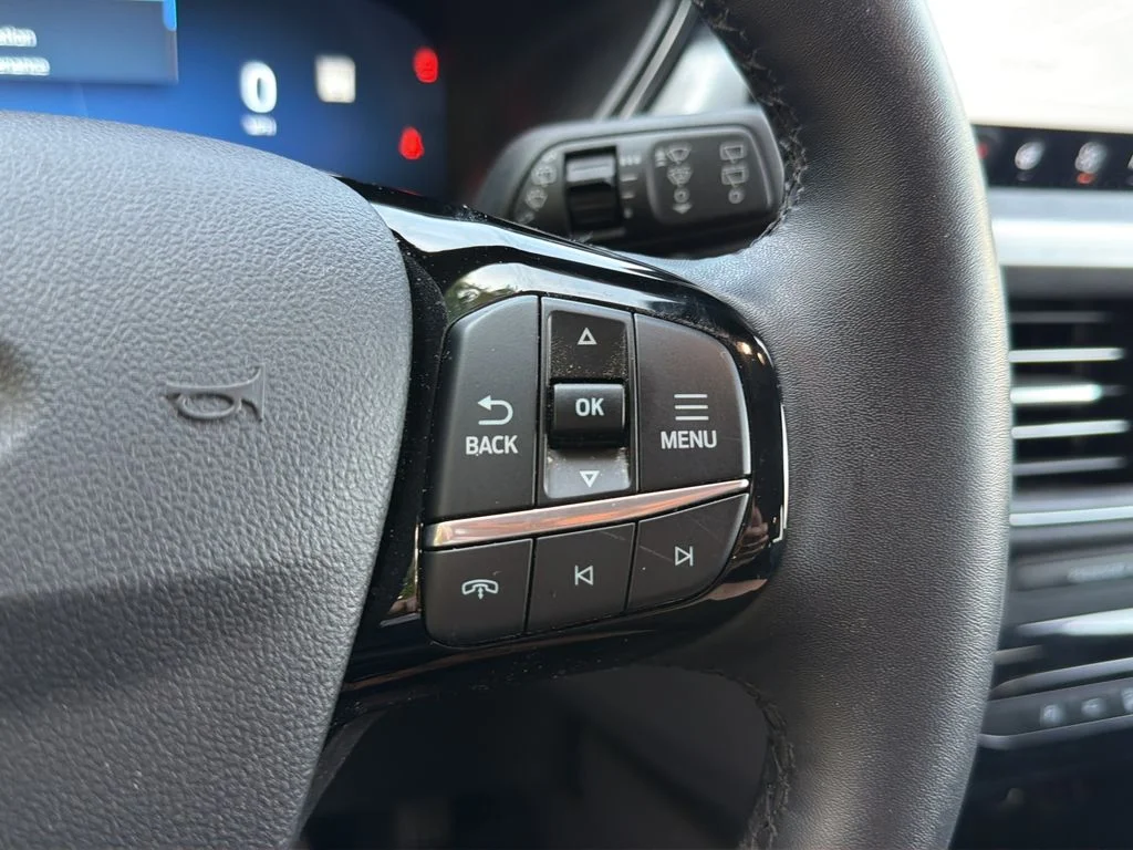 Used 2023 White Ford Platinum image 16