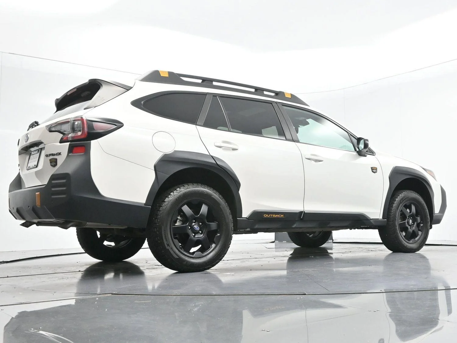 Used 2024 Crystal White Pearl Subaru Wilderness image 47