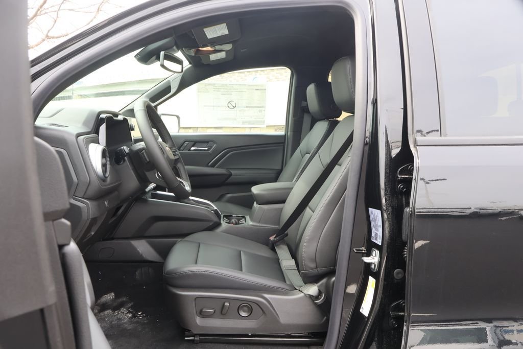 New 2026 Black Chevrolet LT image 15