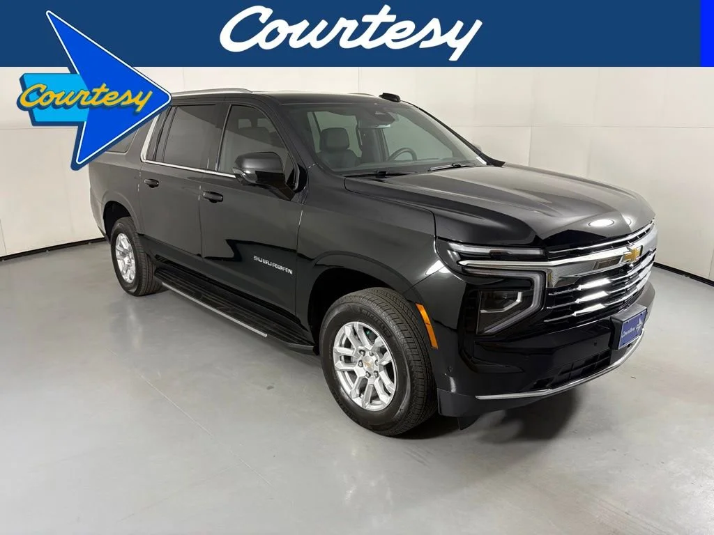 2026 Chevrolet Suburban LT 4WD's photo