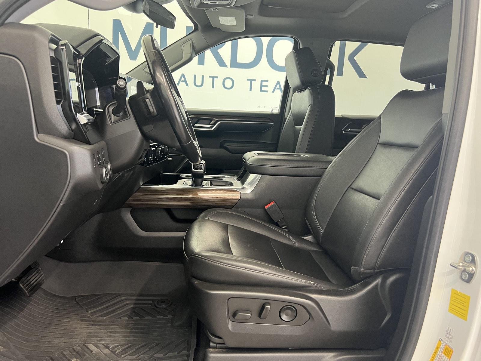 2022 Chevrolet Silverado 1500 RST - Photo 13