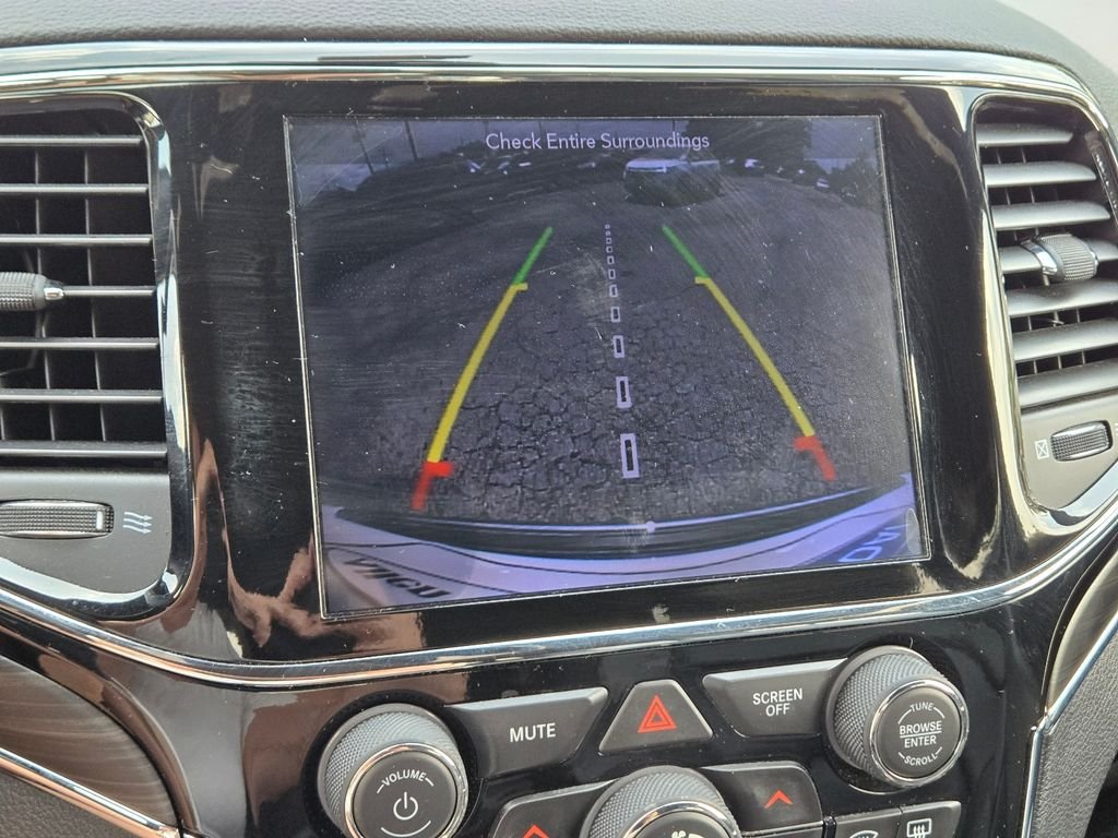 Used 2019 White Jeep Limited image 26