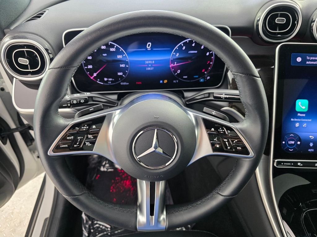 Certified Used 2025 White Mercedes-Benz GLC 300 image 18