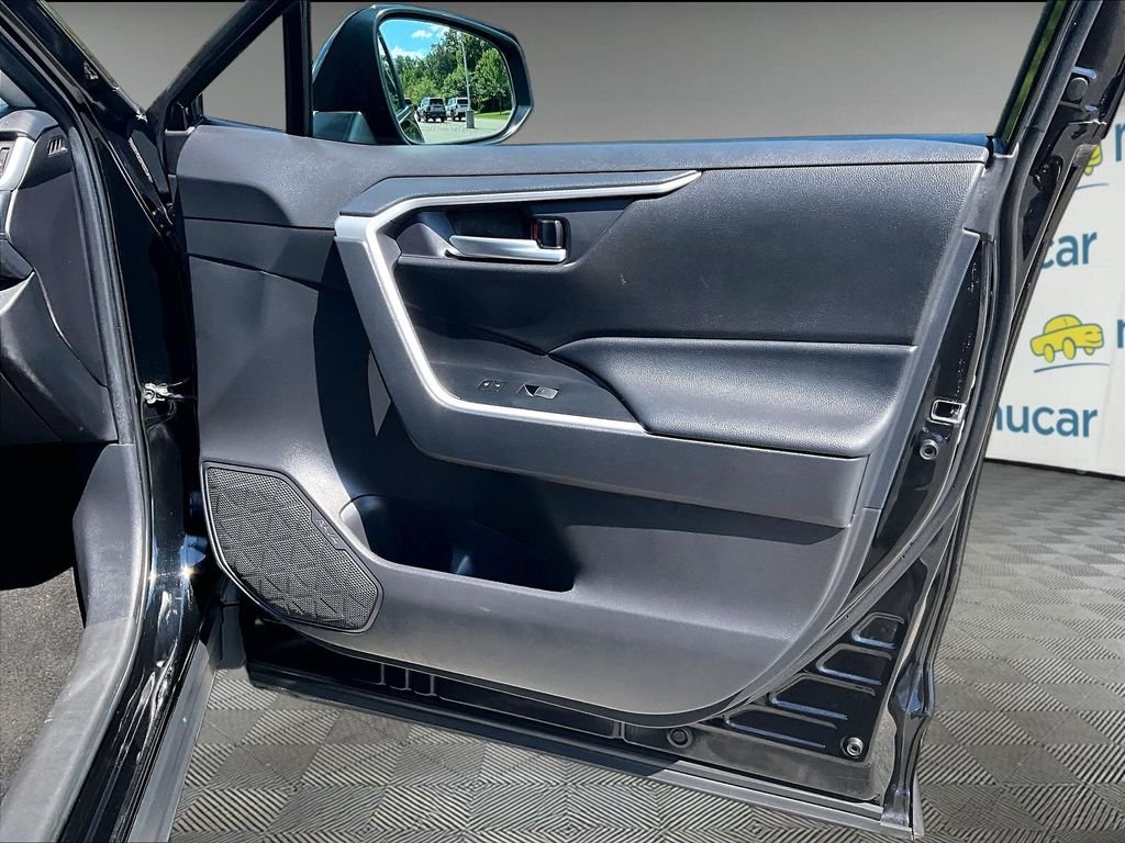 Used 2025 Black Toyota XLE image 12