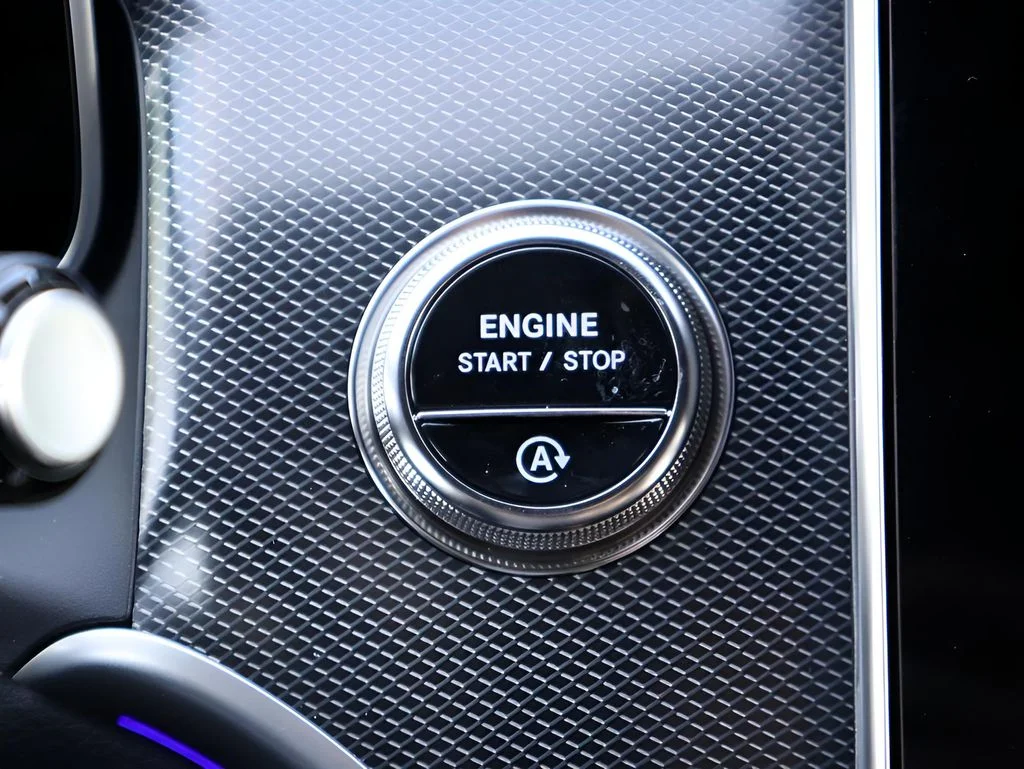 Certified Used 2026 Graphite Gray Metallic Mercedes-Benz GLC 300 image 29