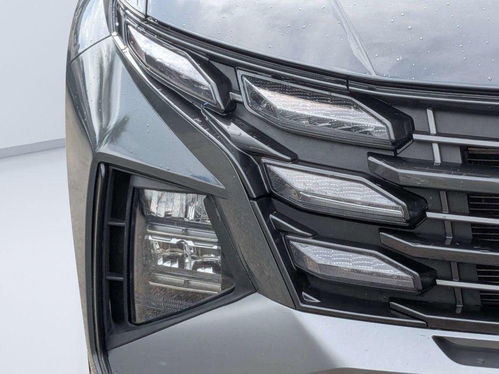 New 2025 Gray Hyundai SEL AWD image 9