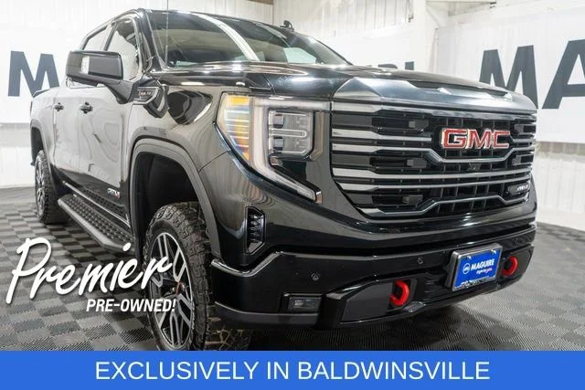 Used 2024 Onyx Black GMC AT4 image 4