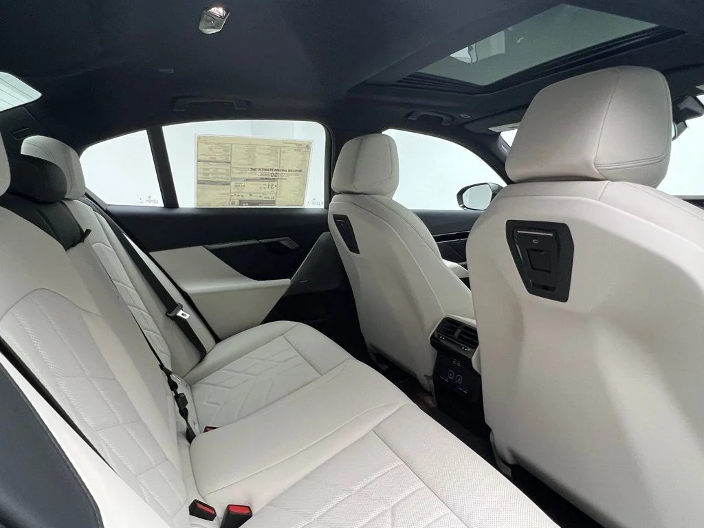 2026 BMW 5 Series 530i - Photo 8