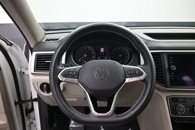 Used 2021  Volkswagen 2.0T SE image 12