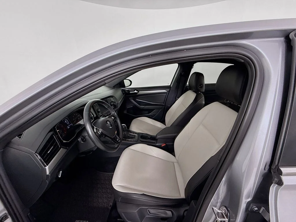 Used 2021 Pyrite Silver Metallic Volkswagen R-Line image 5