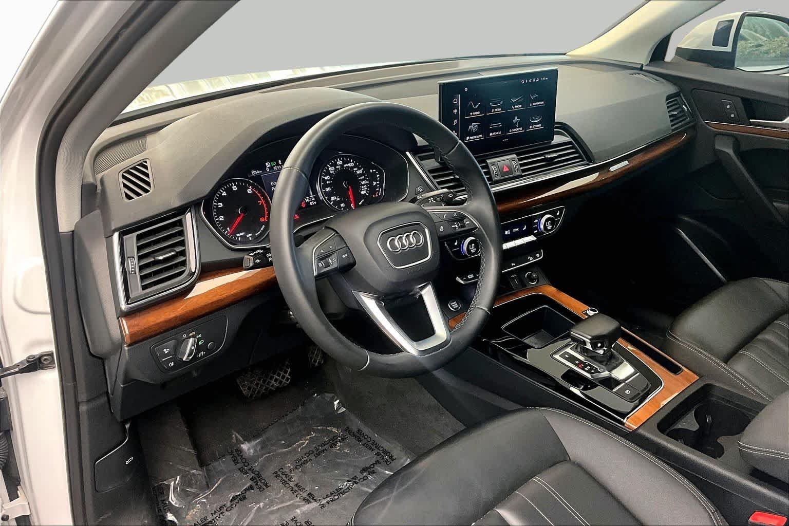 Used 2023 Glacier White Metallic Audi Premium image 34