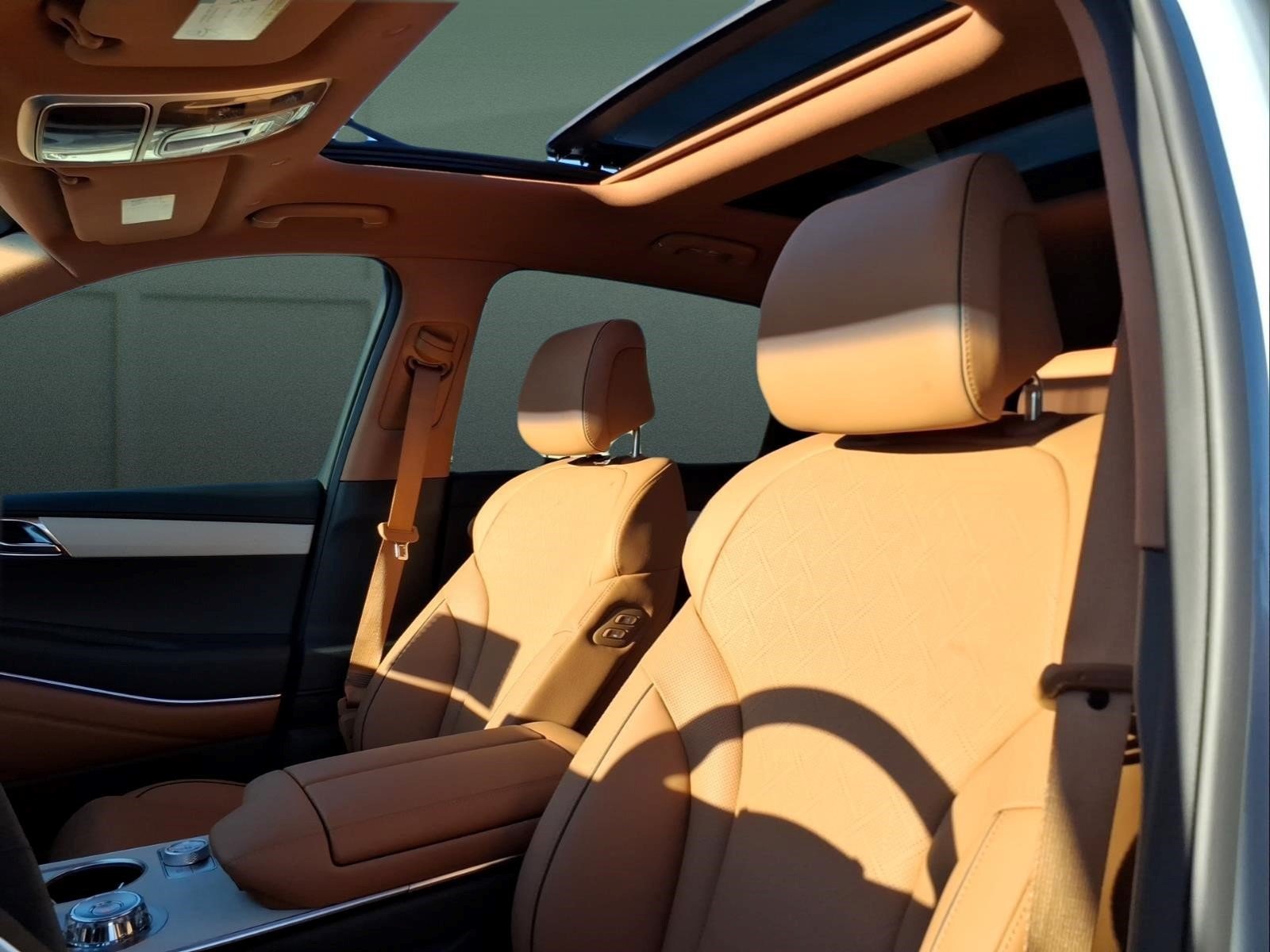 New 2027 Blue Genesis 2.5T Prestige image 16