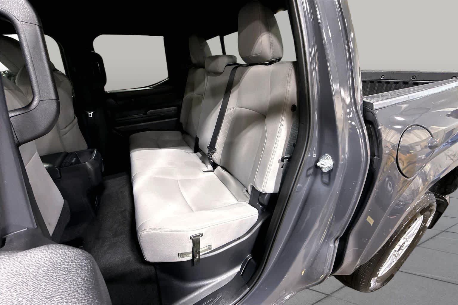Used 2025 Underground Toyota SR5 image 20