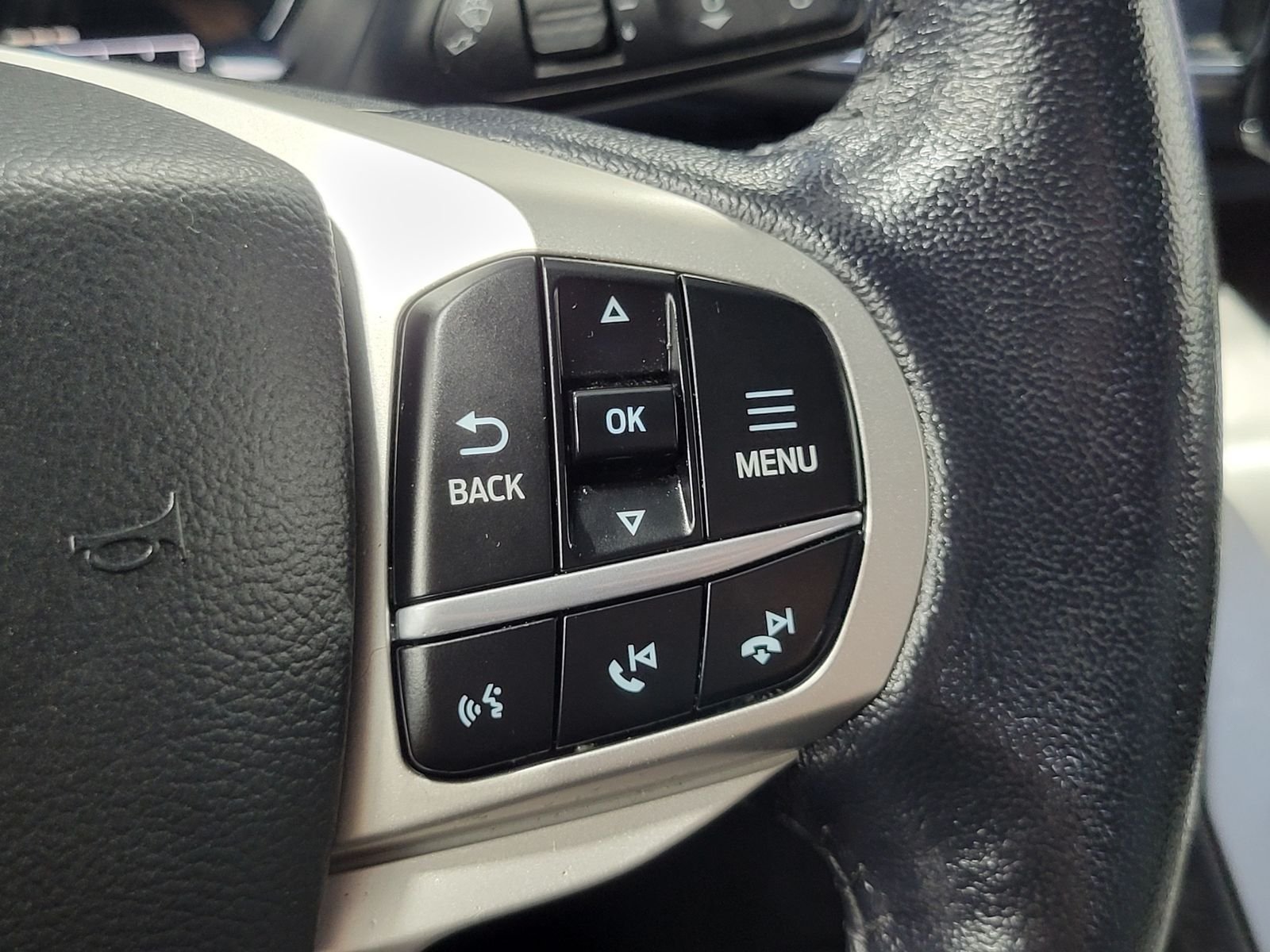 Certified Used 2021 Black Ford XLT image 18