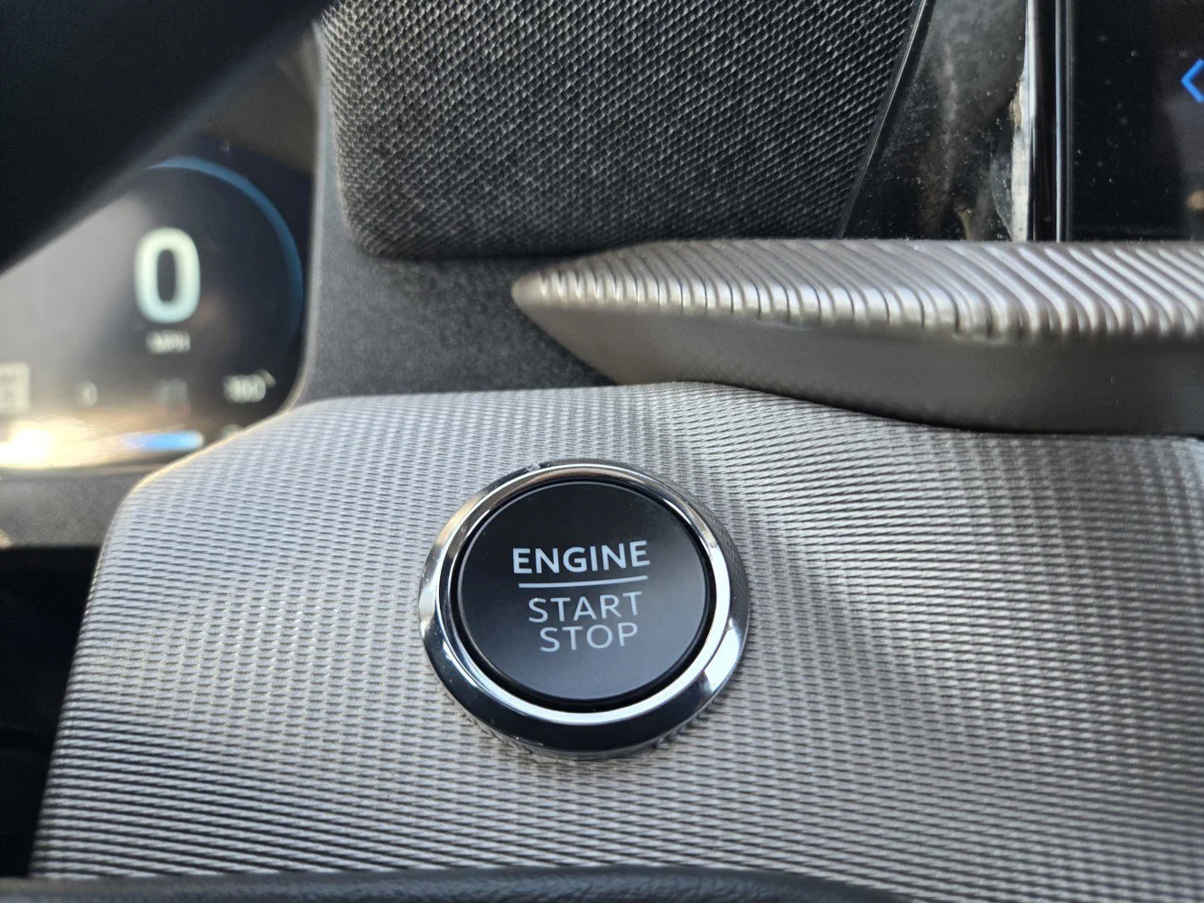 Used 2025 Blue Ford Active image 25