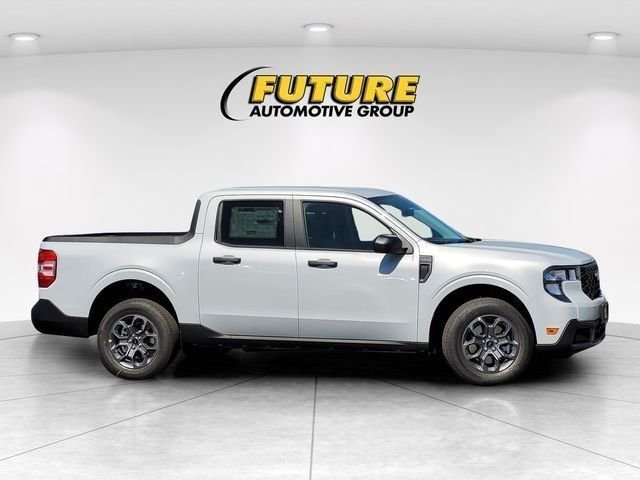 New 2026 Space White Metallic Ford XLT image 83