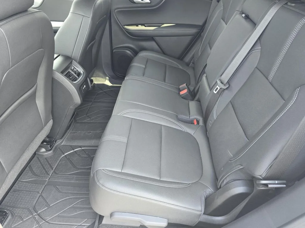 Used 2023 Sterling Gray Metallic Chevrolet 3LT image 10