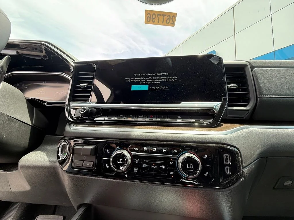 New 2026 Onyx Black GMC Elevation image 24