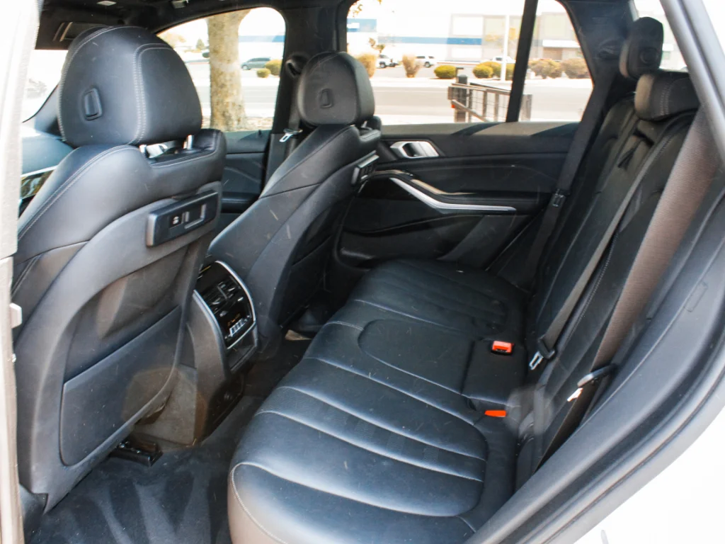 Used 2019 Alpine White BMW xDrive40i image 24