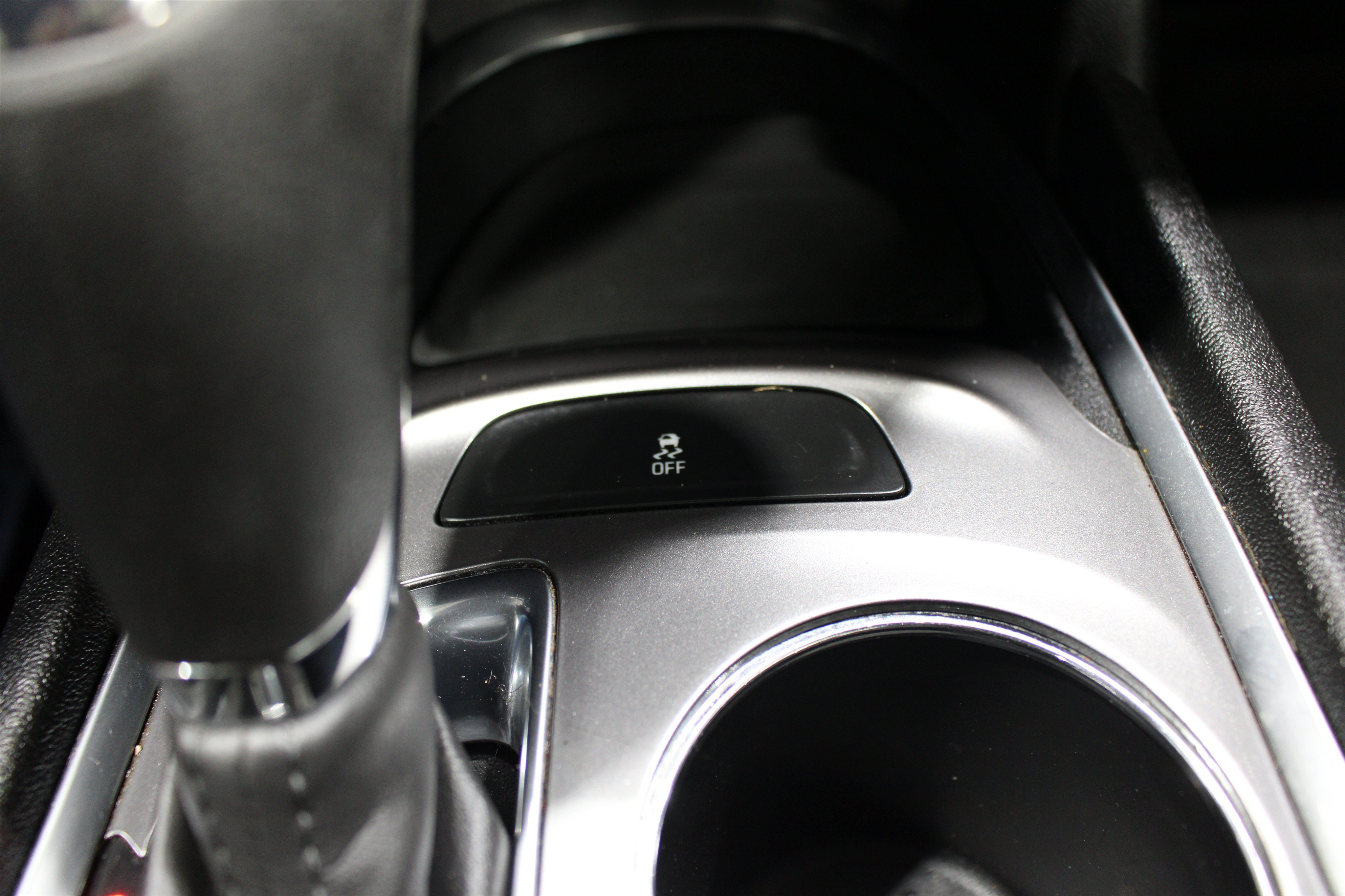 Used 2020 Shadow Gray Metallic Chevrolet LT image 19