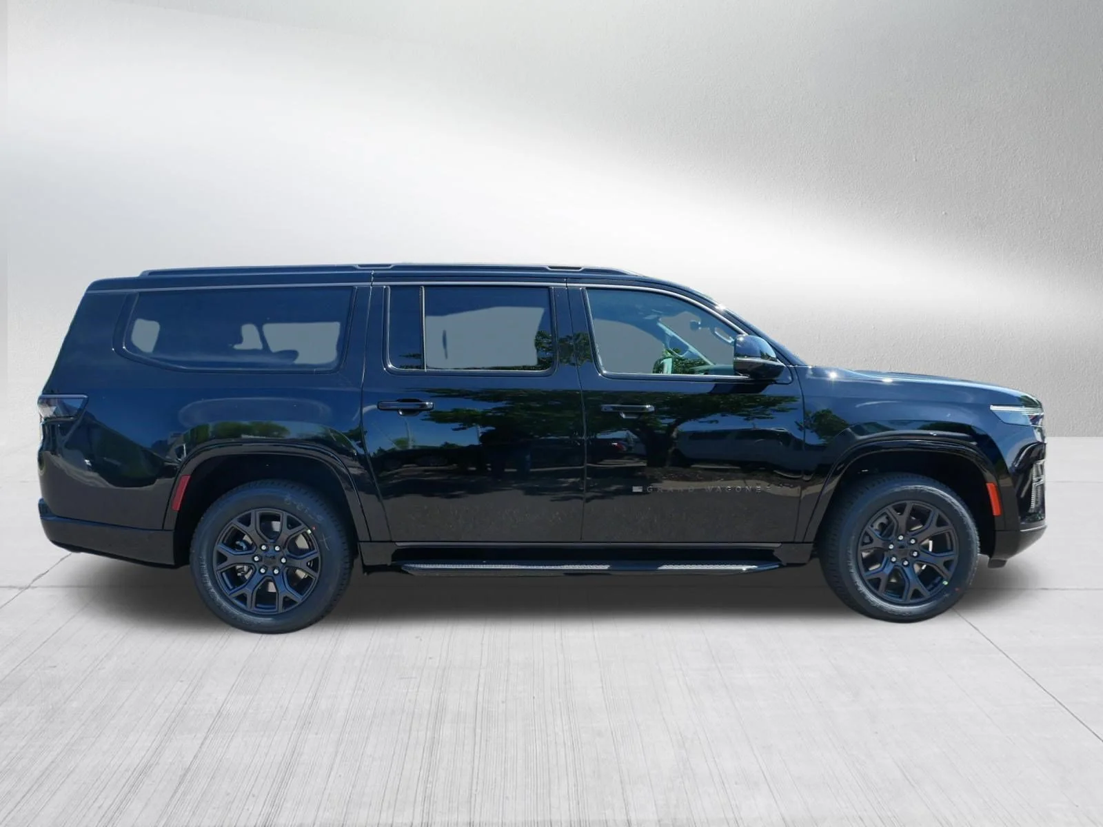 New 2026 High Gloss Black Exterior Paint Jeep Limited Altitude image 8