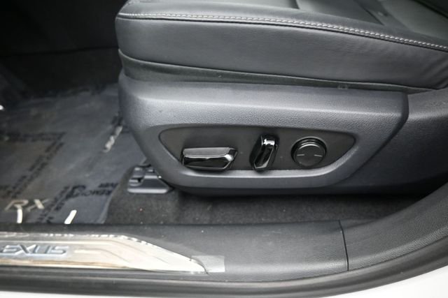 Used 2024 White Lexus 350 image 22