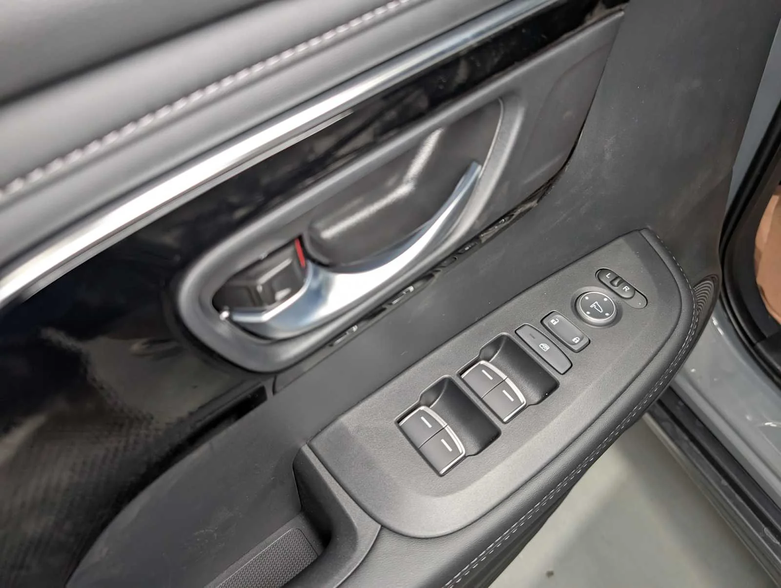 Used 2025 Urban Gray Pearl Acura  image 34