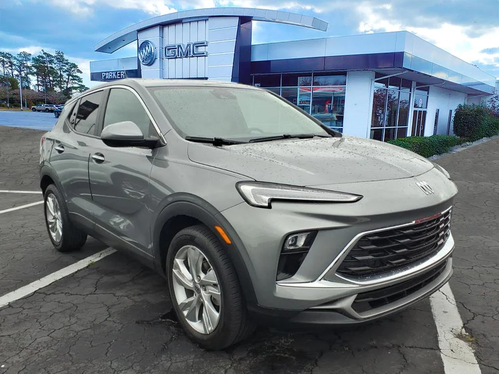 2024 Buick Encore GX Preferred's photo