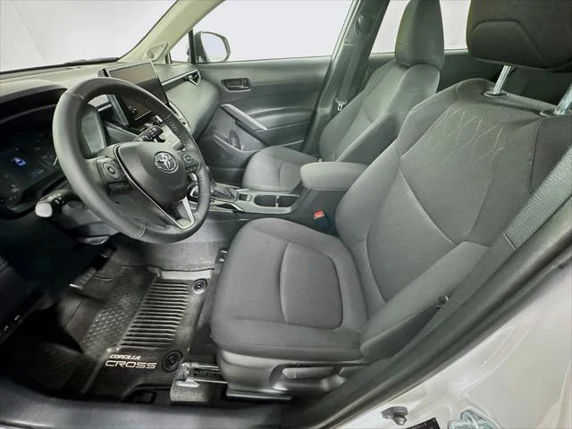 Certified Used 2024 WIND CHILL PEARL Toyota  image 19