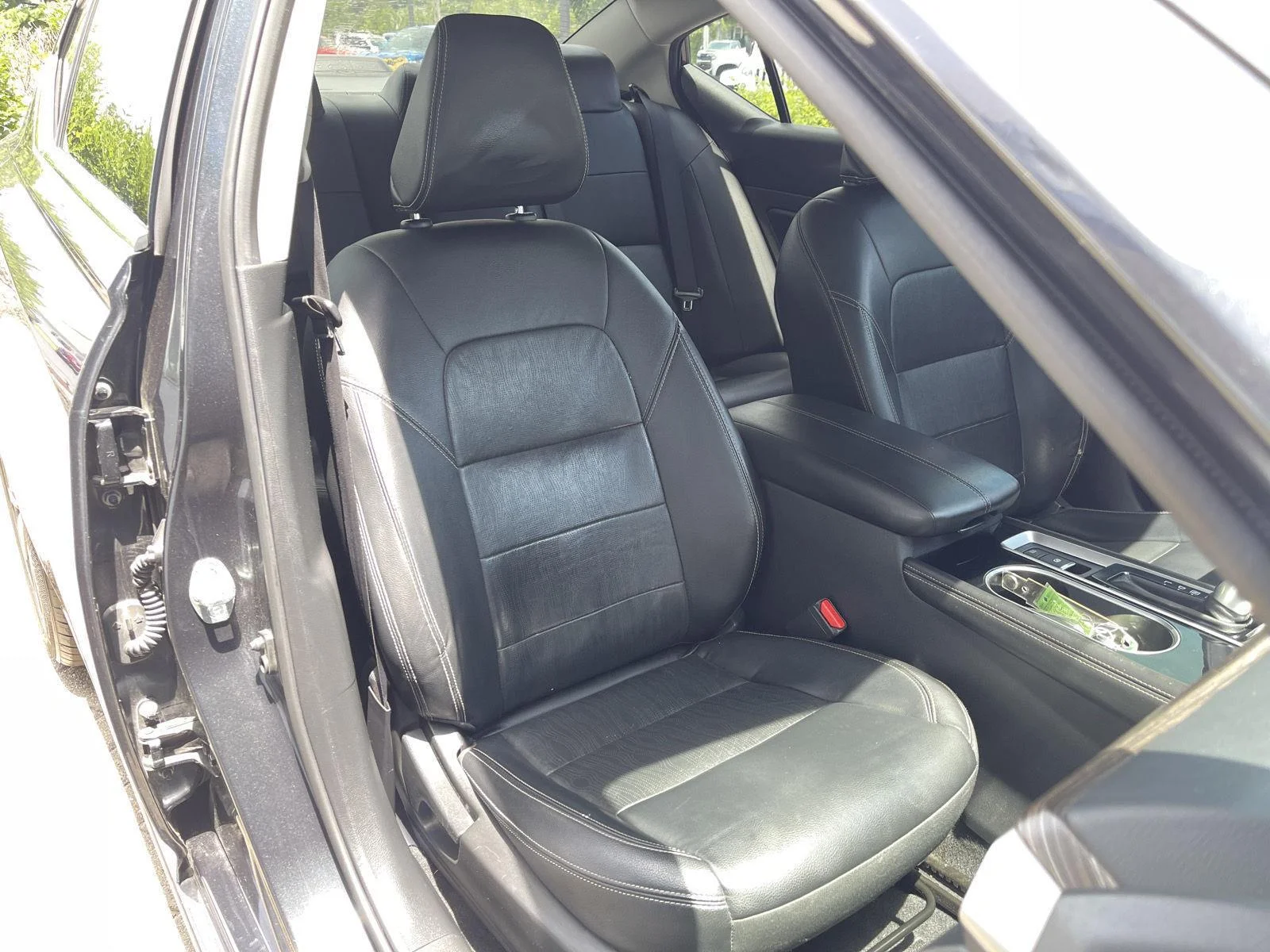 Used 2022 Storm Blue Metallic Nissan 2.5 SL image 35