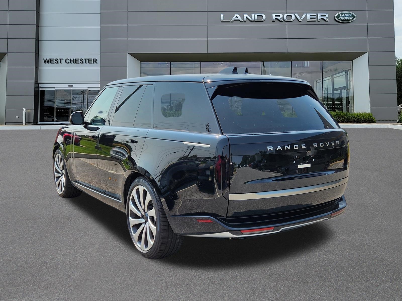 2026 Land Rover Range Rover SE - Photo 4