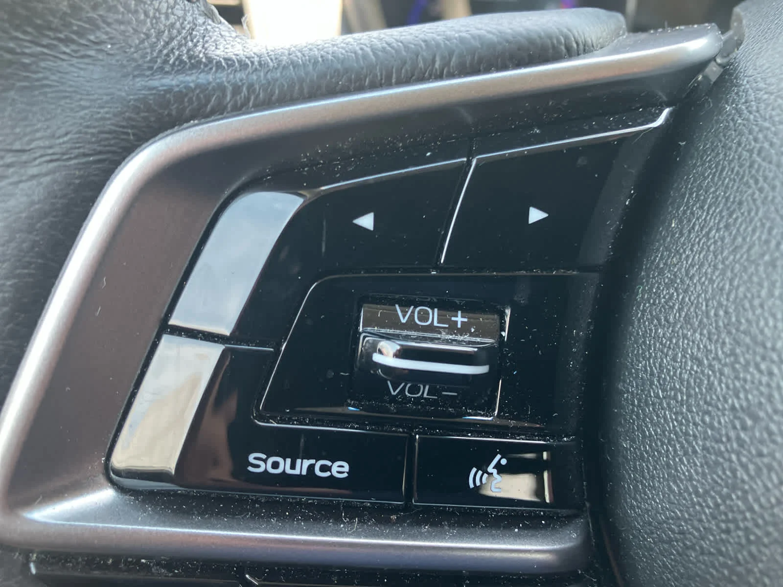 Used 2019 Crystal Black Silica Subaru Touring image 19